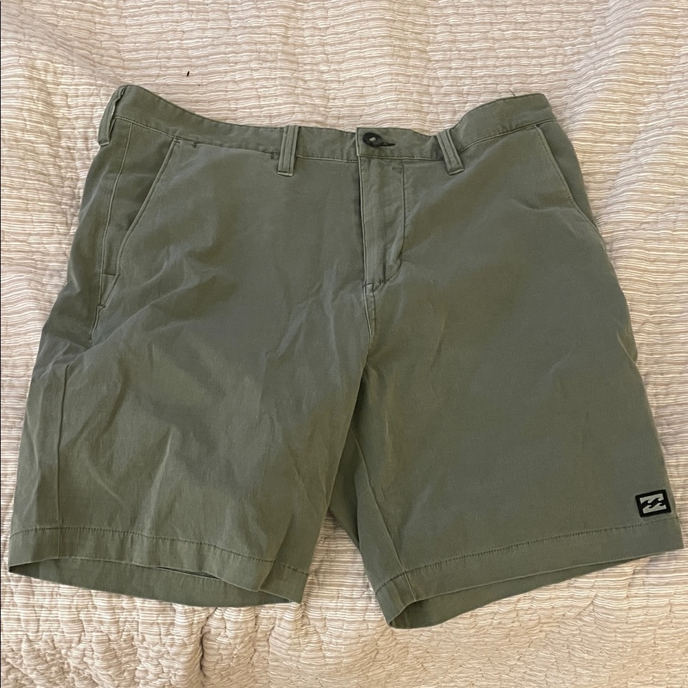 Billabong Olive Green Flat Front Shorts - Brand New